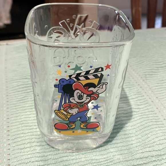 McDonald’s Walt Disney 2000 Collector's Glass - Picture 7 of 9